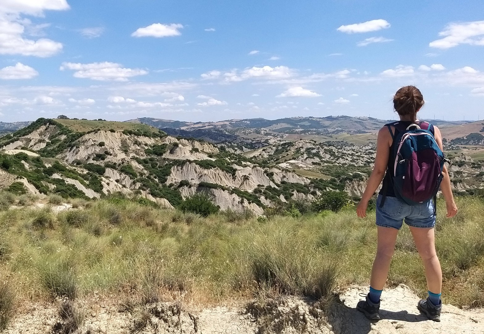 Aliano, il paese sospeso sui&nbsp;calanchi